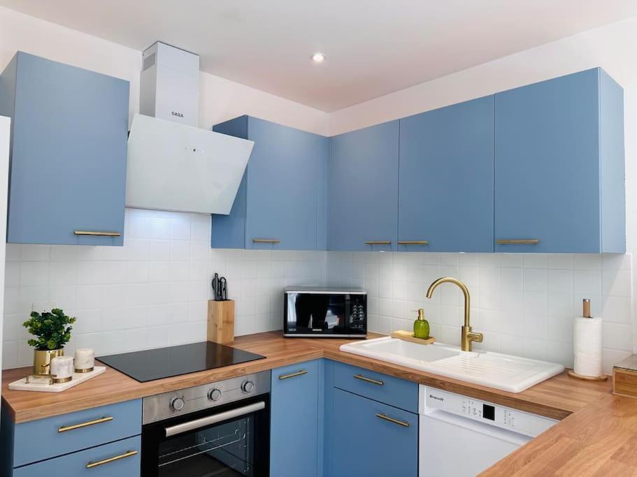 Appartement Au Coeur De Granville Eksteriør bilde